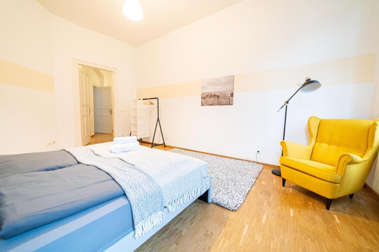 Fullhouse - Halle - Vs7 - 3 Beds - Nespresso Экстерьер фото