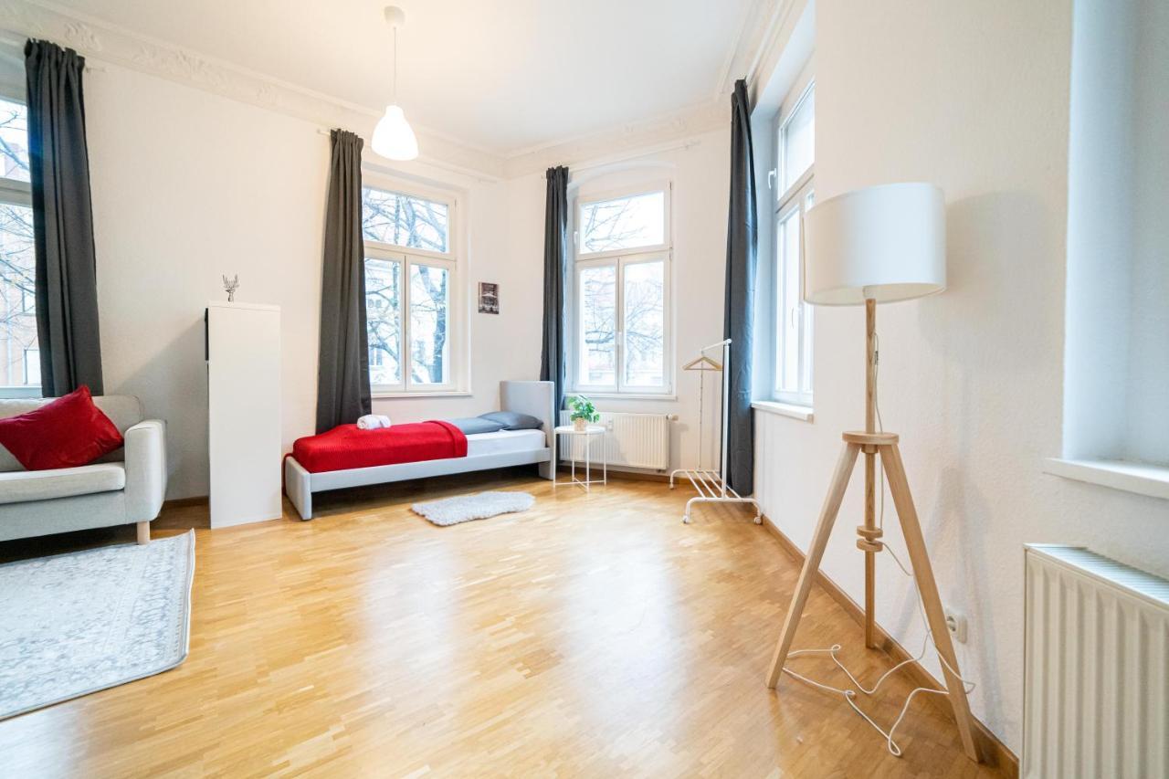 Fullhouse - Halle - Vs7 - 3 Beds - Nespresso Экстерьер фото