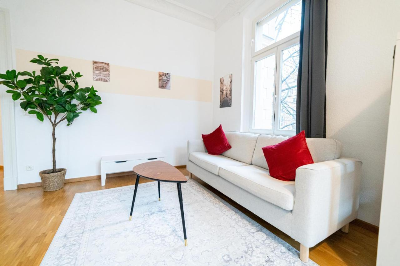 Fullhouse - Halle - Vs7 - 3 Beds - Nespresso Экстерьер фото