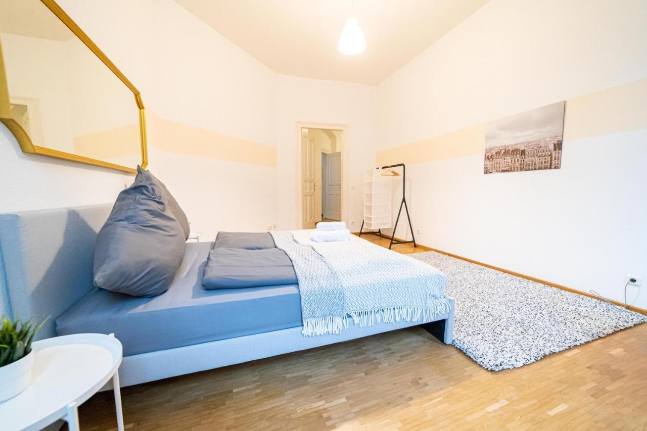 Fullhouse - Halle - Vs7 - 3 Beds - Nespresso Экстерьер фото