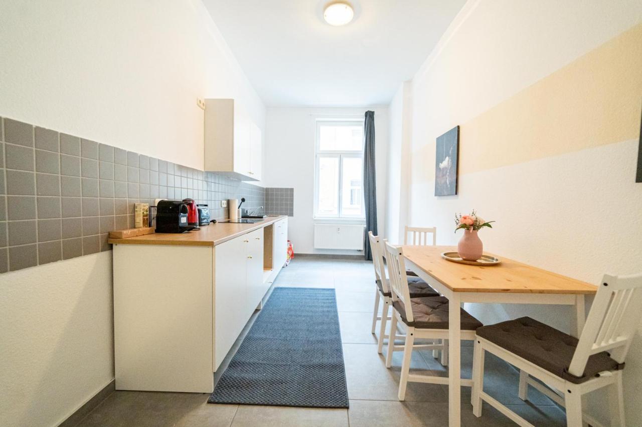 Fullhouse - Halle - Vs7 - 3 Beds - Nespresso Экстерьер фото